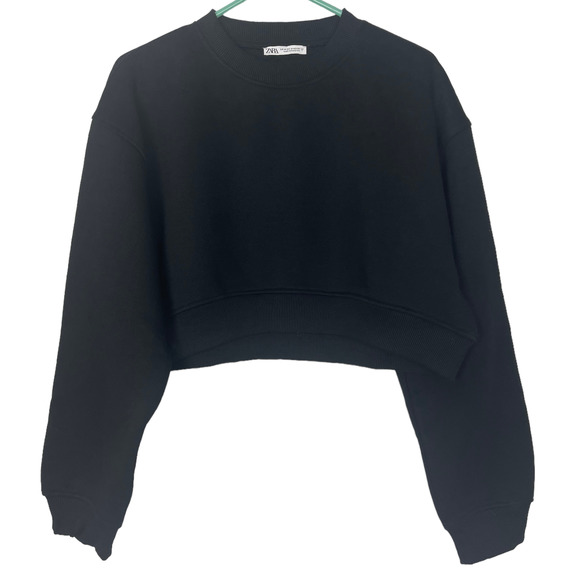 Zara Sweaters - ZARA Black Long Sleeve Crop Sweater